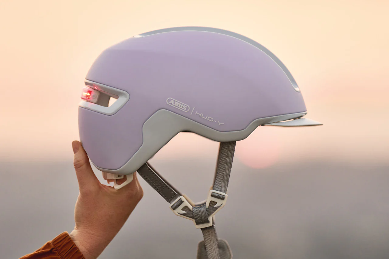 ABUS Hud-Y Pure Urban Helmet With Rear LED Light in Lavender - Image 4