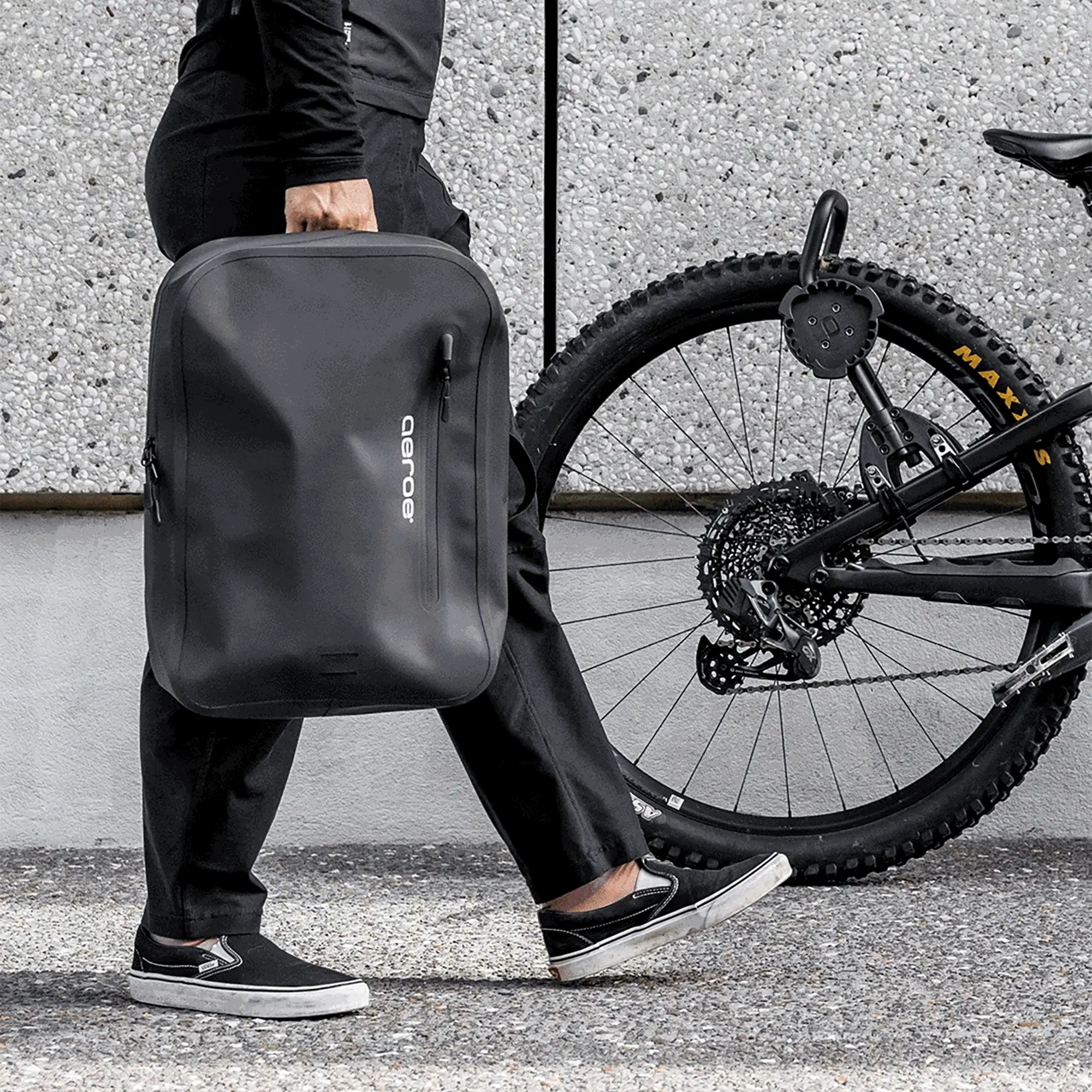Aeroe QuickLock Urban Gravel Road MTB Waterproof Backpack - Image 4