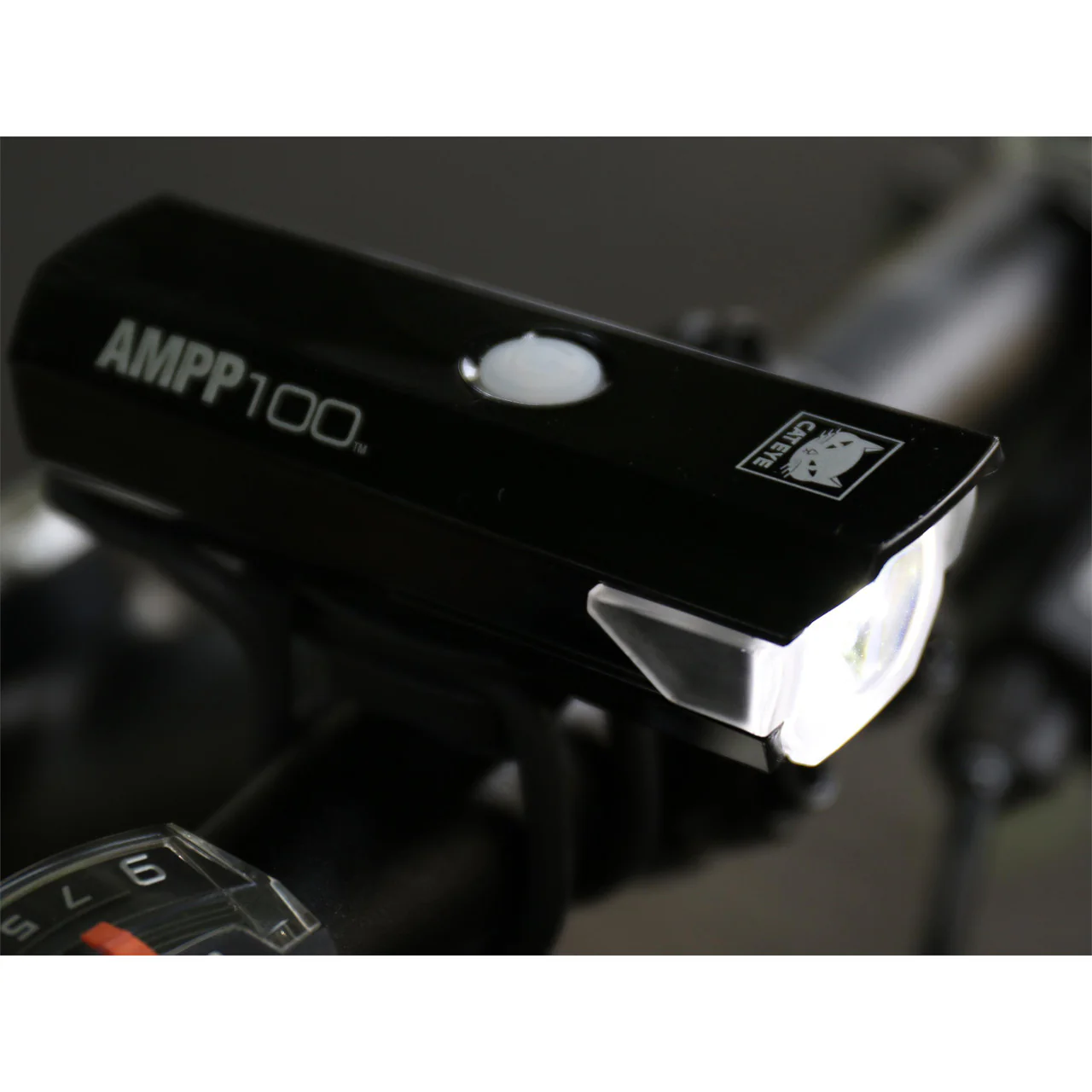 CatEye AMPP 100 VIZ 100 Bicycle Front & Rear Light Set  | MTB ROAD GRAVEL - Image 4