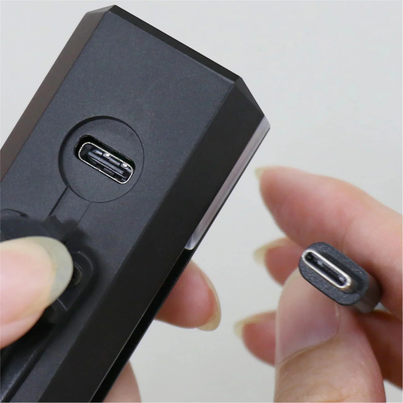 CatEye AMPP 900 USB-C Rechargeable Front Bicycle Light | ROAD MTB GRAVEL - Image 4