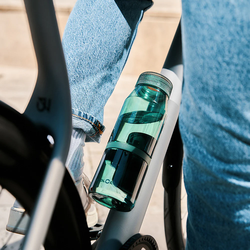 Fidlock TWIST 700ml Life Water Bottle With Magnetic-Mechanical Frame Mount - Image 4