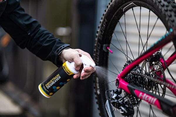 Gtechniq Bike Drivetrain Degreaser 500ml - Image 3