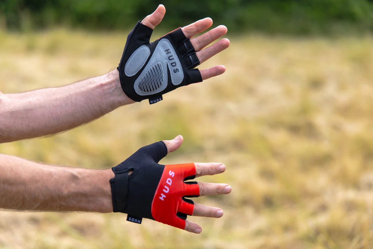 HUDS Fingerless Cycling Mitts In Red Road, Gravel and MTB - Image 3