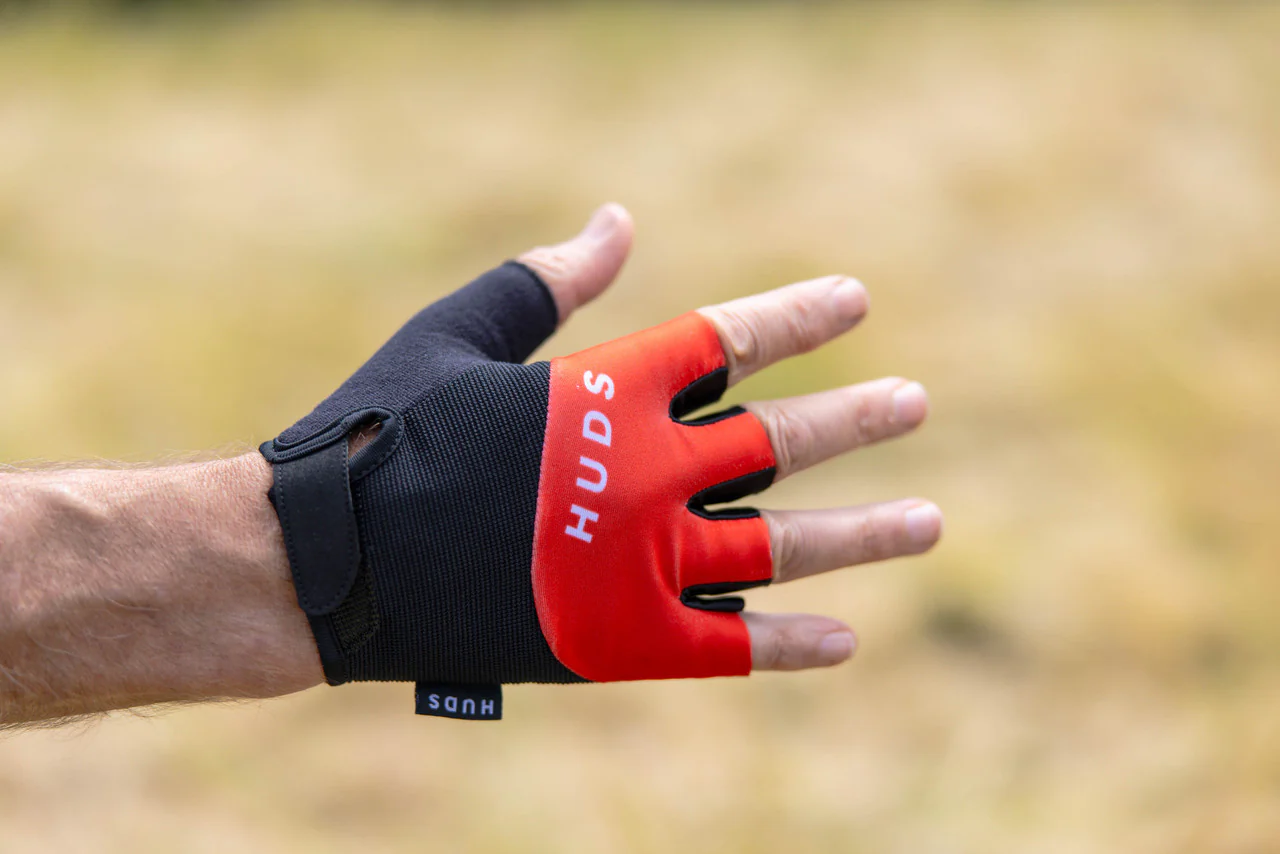 HUDS Fingerless Cycling Mitts In Red Road, Gravel and MTB - Image 4