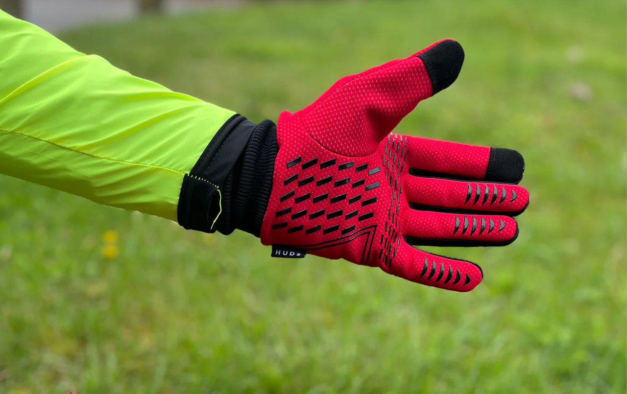 HUDS Wind Stop Thermal Lined Lightweight Warm Cycling Winter Gloves In Red - Image 4