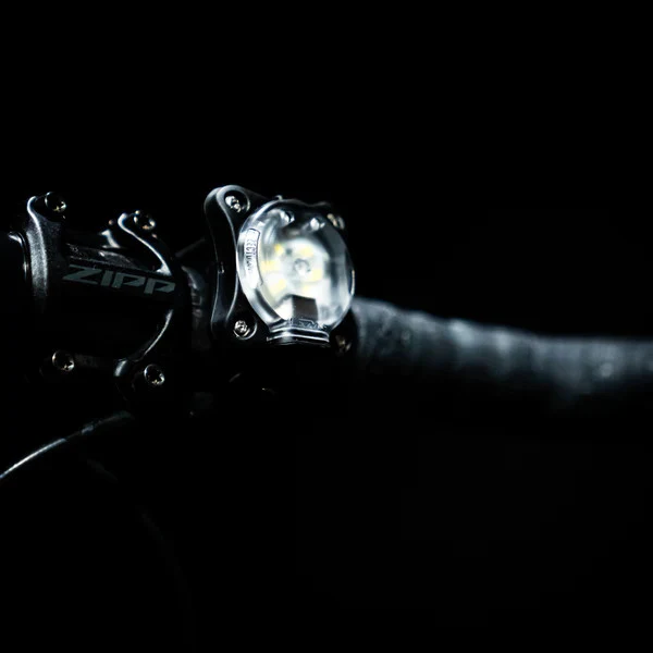 Lezyne Zecto Drive 250+ USB-C Charging Waterproof Front Light - Image 2