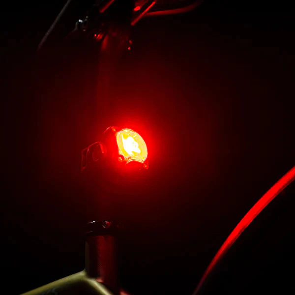 Lezyne Zecto Drive Max 400+ USB-C Charging Rear Light - Image 2