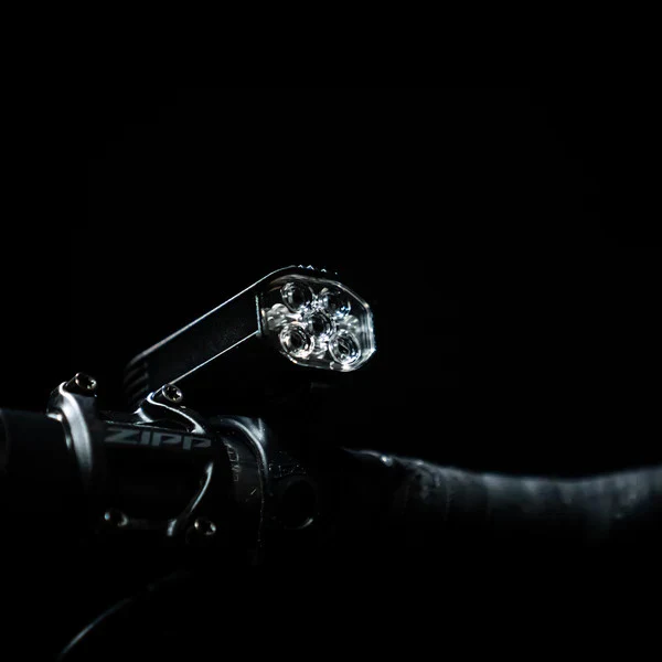 Lezyne Fusion Drive 500+ USB-C Charging Bicycle Front Light - Image 2
