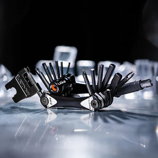 Lezyne Rap ii 13 Compact Multi Tool With Tubeless Tool In Black For All Bikes - Image 3
