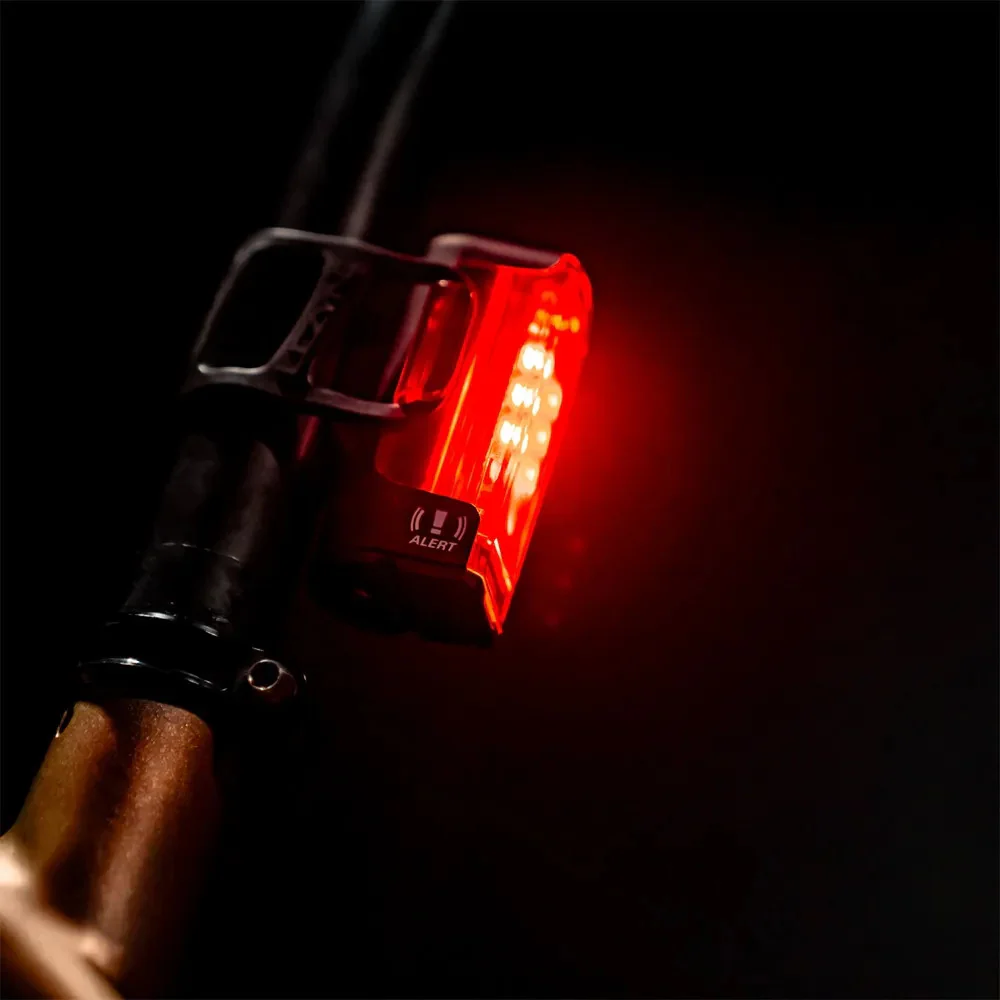 Lezyne Strip Pro Ai Alert 400+ Bicycle Rear Light - Image 6