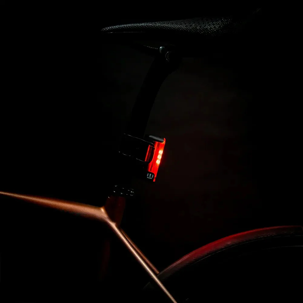 Lezyne Strip Pro Ai Alert 400+ Bicycle Rear Light - Image 7