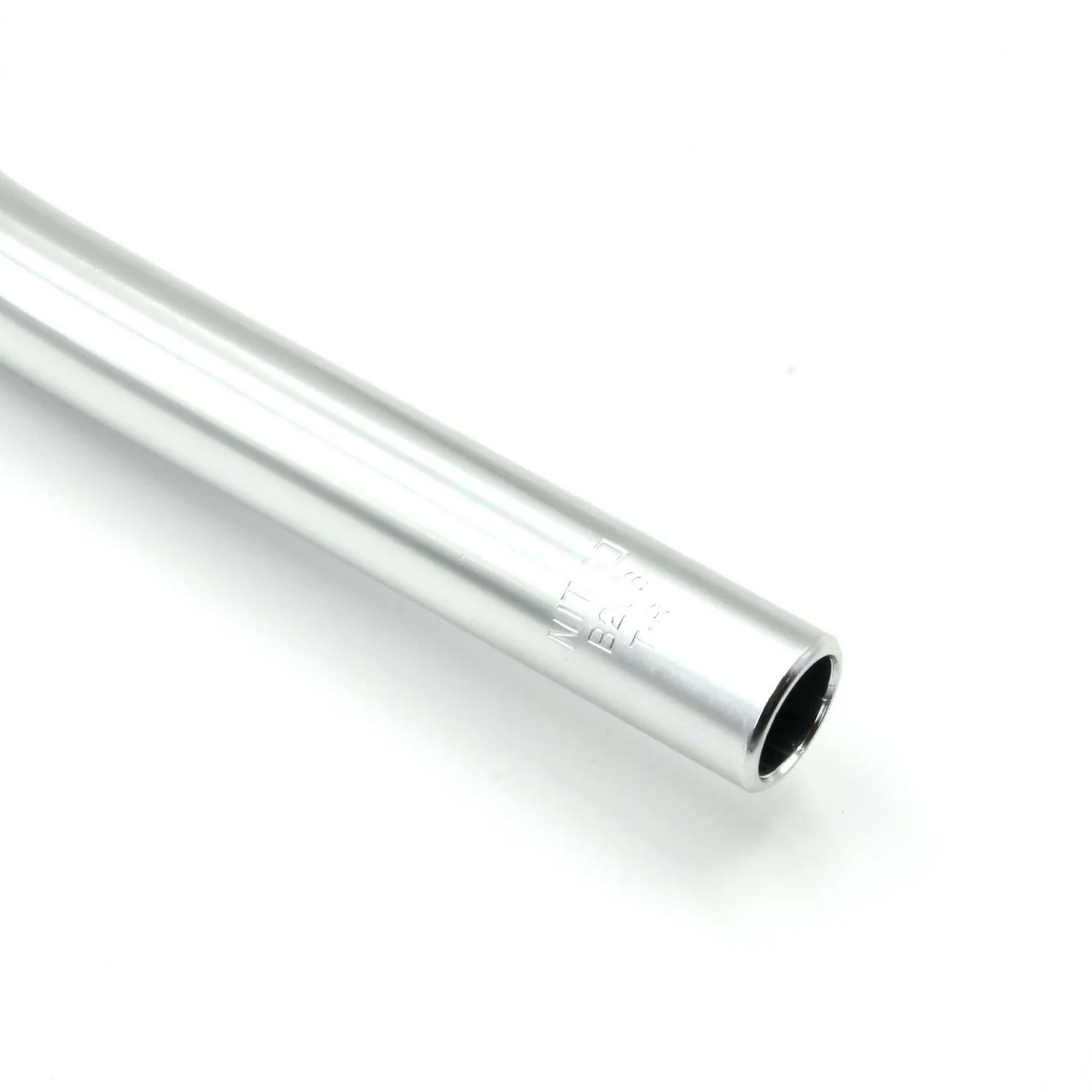 Nitto B206AA Nordeast Urban Riser Bar | 25.4mm Clamp in Silver - Image 4