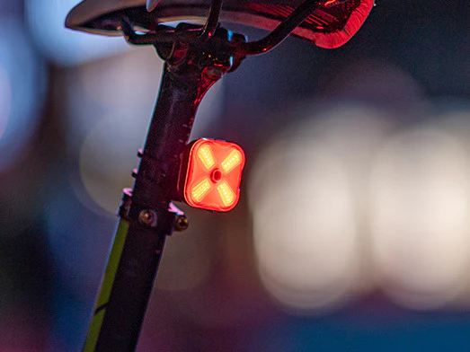 Ravemen CL06 USB Rechargeable Lightweight COB Sensored Rear Light - Image 4
