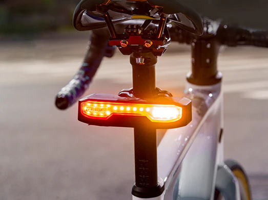 Ravemen NT101 Commuter Signal 160 Lumens Bicycle Rear Light With Bike Turn Signals & Brake Detection - Image 2