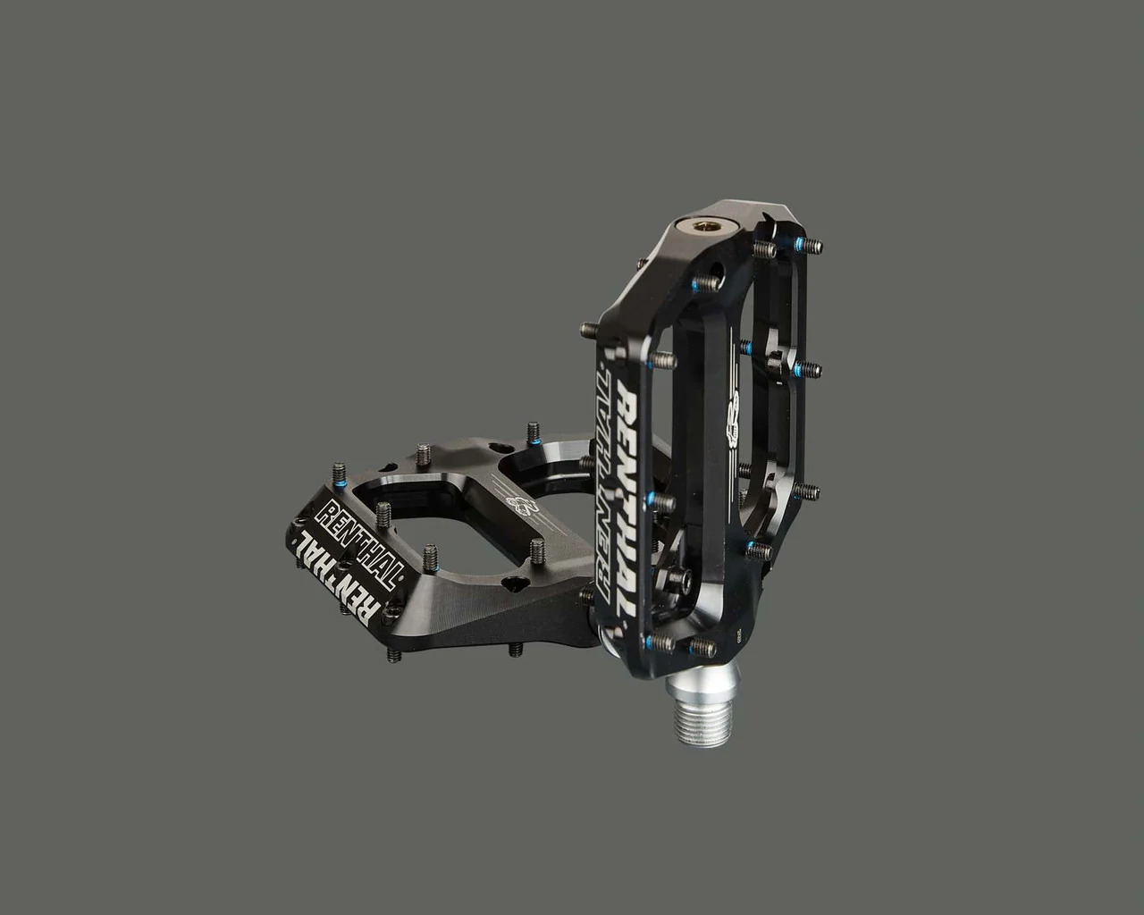 Renthal Revo-F Flat MTB Downhill Platform Pedals | Black - Image 4