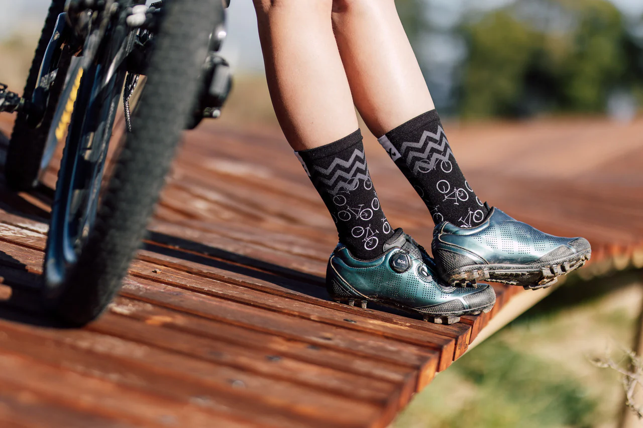 Sox Footwear Bikes Mono-Chrome Premium Crew Socks - Image 3