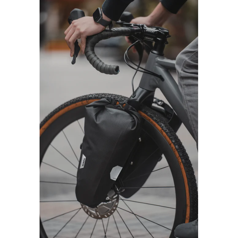 Topeak QR 5.8 Litre Bolt-On Fork Drybag In Black - Image 6